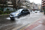 Αλλάζει ξανά ο χάρτης της κακοκαιρίας: Οι περιοχές με ισχυρές καταιγίδες και νέα πορτοκαλί προειδοποίηση της ΕΜΥ