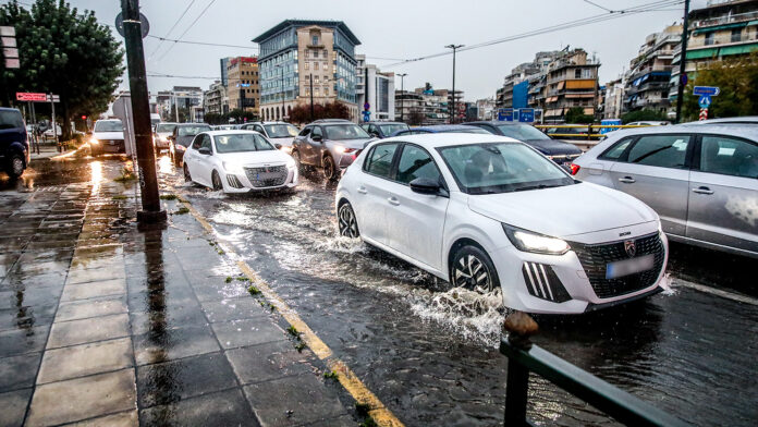 ΕΜΥ: Πού αναμένονται καταιγίδες και χαλάζι τις επόμενες ώρες – Οι οδηγίες της Πολιτικής Προστασίας