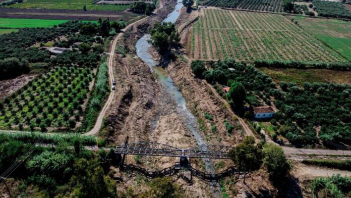Περιφέρεια Δυτικής Ελλάδας: Σε εξέλιξη οι αντιπλημμυρικές παρεμβάσεις στον ποταμό Ενιπέα