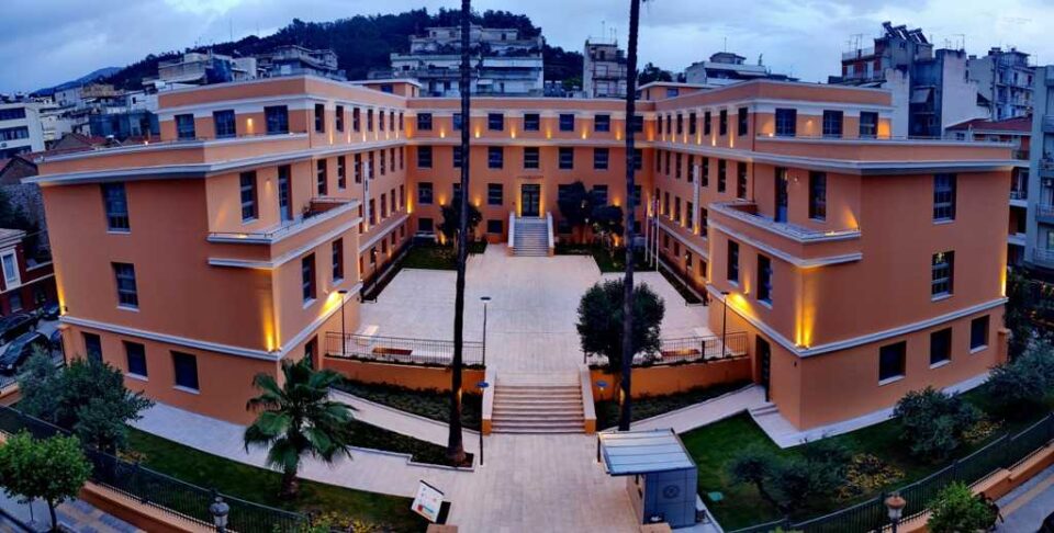 Πάτρα: Ευρεία σύσκεψη στο Δημαρχείο για έργα και κυκλοφοριακό