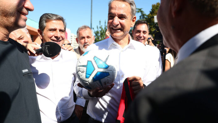 Κυριάκος Μητσοτάκης: Ο διάλογος με τον πρόεδρο της ποδοσφαιρικής ομάδας «Απόλλων Καλαμαριάς»