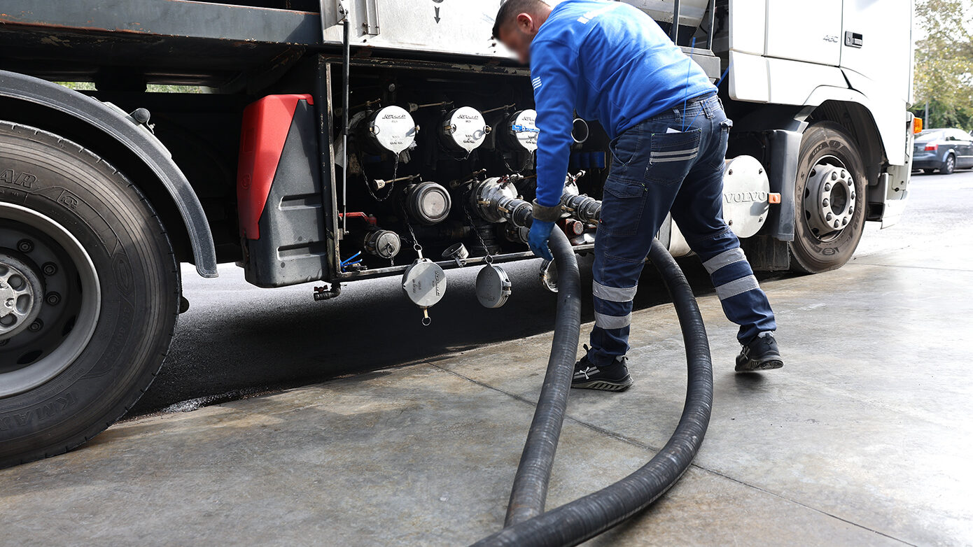 Καύσιμα: Κάτω από 1,75 ευρώ η θέρμανση, στο τραπέζι μείωση ΕΦΚ στη βενζίνη