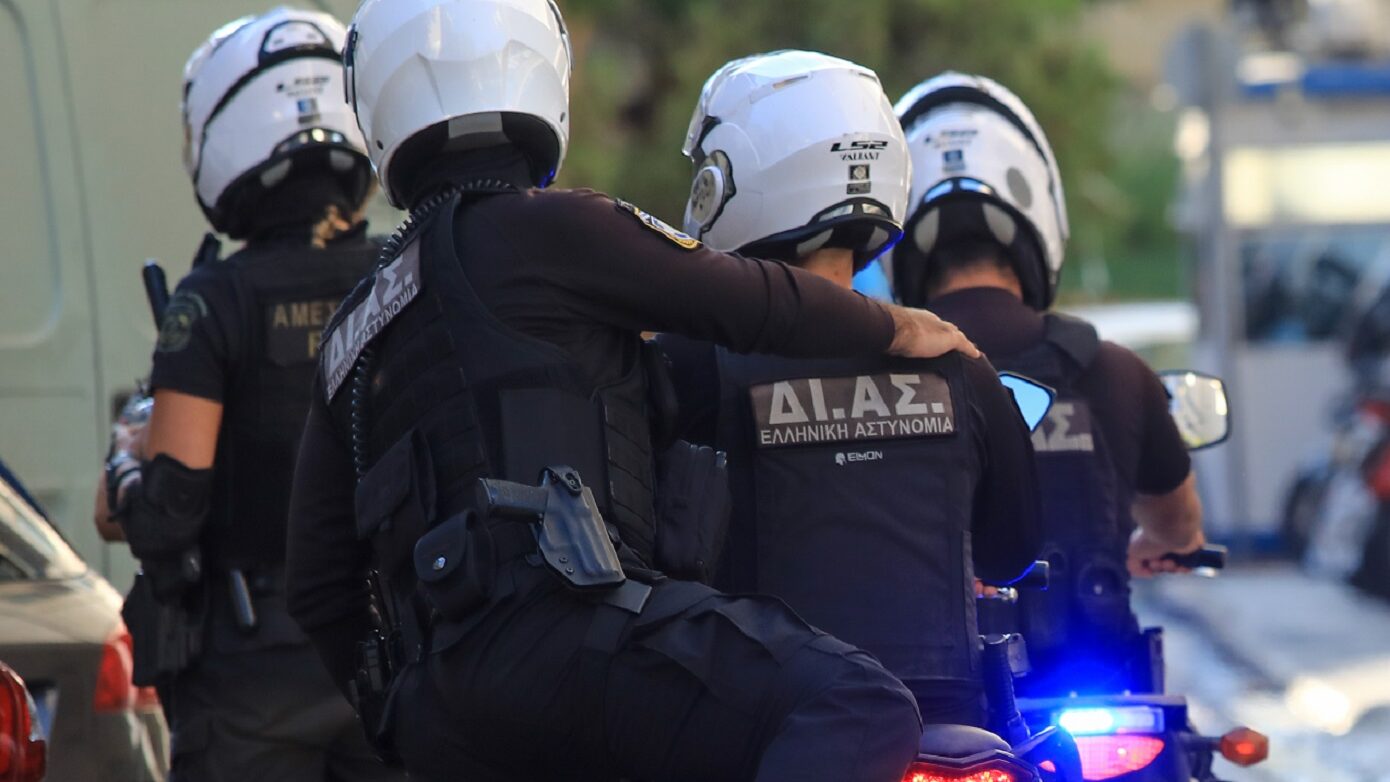 Κορυδαλλός: Καταδίωξη 30χρονου που προσπάθησε να διαφύγει με κλεμμένη μοτοσικλέτα
