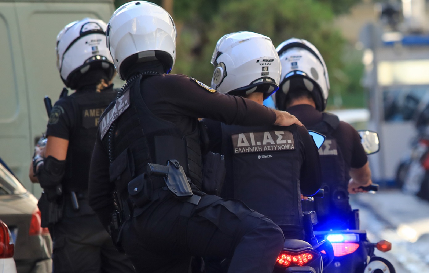 Κορυδαλλός: Καταδίωξη 30χρονου που προσπάθησε να διαφύγει με κλεμμένη μοτοσικλέτα
