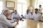 Πρωθυπουργός στο Δήμο Μεγίστης – Τα έργα υποδομών στη συνάντησή του με τον δήμαρχο