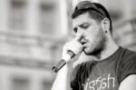 13 χρόνια από τη δολοφονία του Παύλου Φύσσα που οδήγησε στην καταδίκη της Χρυσής Αυγής | Σαν σήμερα 18 Σεπτεμβρίου