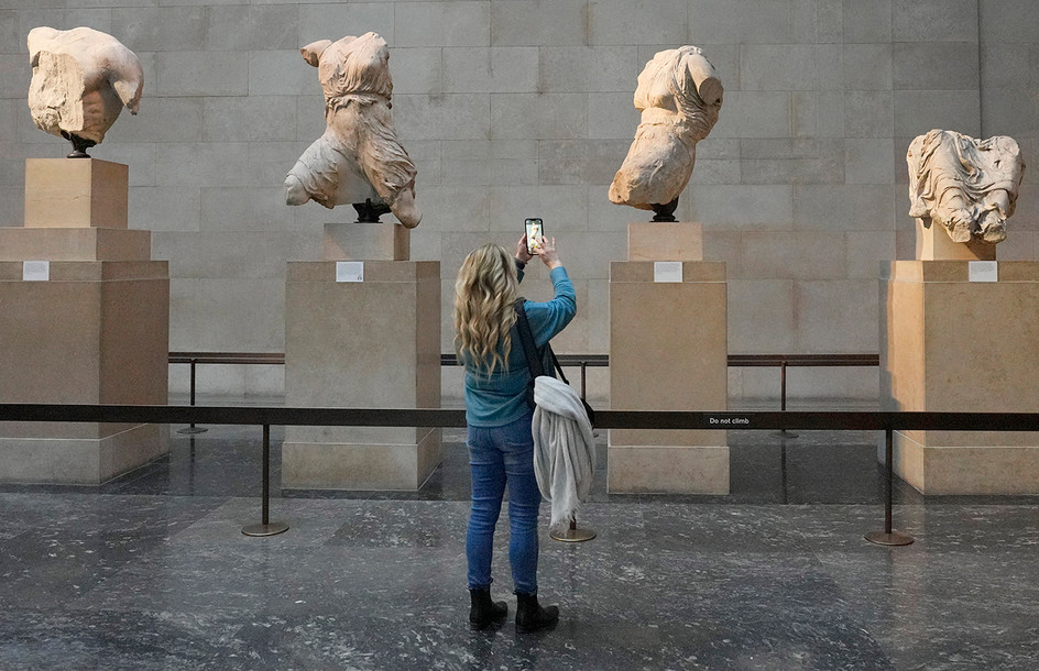 Κ. Μητσοτάκης στη Guardian: Η Βρετανία δεν θα διαμέλιζε την Ταπισερί της Μπαγιέ – Ας επανενώσουμε τα Γλυπτά του Παρθενώνα