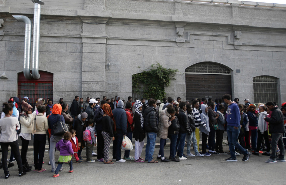Η Ελλάδα στη συμμαχία των πέντε για τα «Κέντρα Επιστροφής» μεταναστών εκτός ΕΕ – Στόχος να λειτουργήσουν το 2027