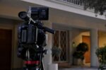 Γ. Μαζωνάκης: Γιατί μεταφέρθηκε από το ιατρείο στο ασθενοφόρο με καρέκλα; Τι απαντά το ΕΚΑΒ για το φορείο
