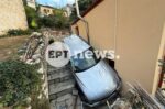 Καστοριά: Αυτοκίνητο «προσγειώθηκε» σε αυλή σπιτιού – Παρά τρίχα γλίτωσαν οι κάτοικοι, δείτε βίντεο και φωτογραφίες