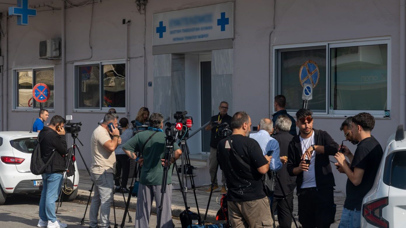 Θεσσαλονίκη: «Σφραγίστηκε» η κλινική με τις παράνομες χημειοθεραπείες – Επιδόθηκε η απόφαση