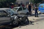 Μεθυσμένος οδηγός στη Λαμία συγκρούστηκε μετωπικά με άλλο όχημα και προσπάθησε να διαφύγει – Βίντεο