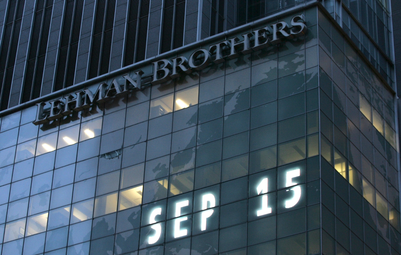 Lehman Brothers: Η κατάρρευση που πυροδότησε τον παγκόσμιο χρηματοπιστωτικό πανικό | Σαν σήμερα 15 Σεπτεμβρίου