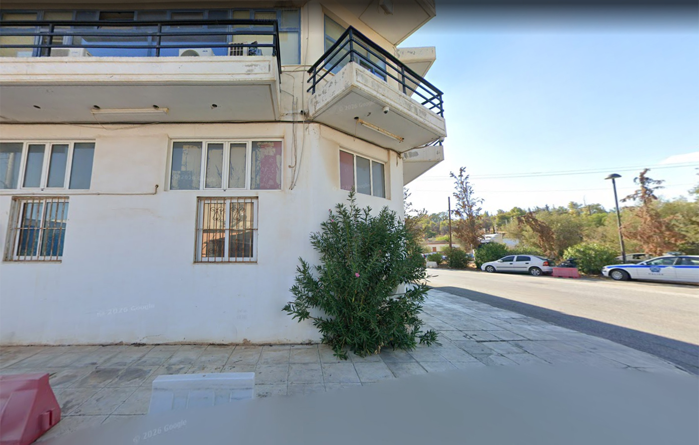 Μητέρα 31χρονου που εισέβαλε στο Α.Τ. Μάνδρας: Ξέσπασε μετά τον πυροβολισμό του γιου της