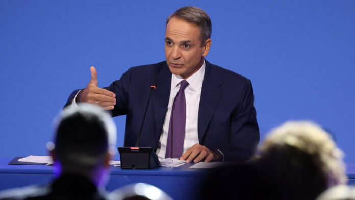 Μητσοτάκης για ελληνοτουρκικά: Η Ελλάδα δεν πρόκειται να ζητήσει την άδεια κανενός για τον εξοπλισμό της