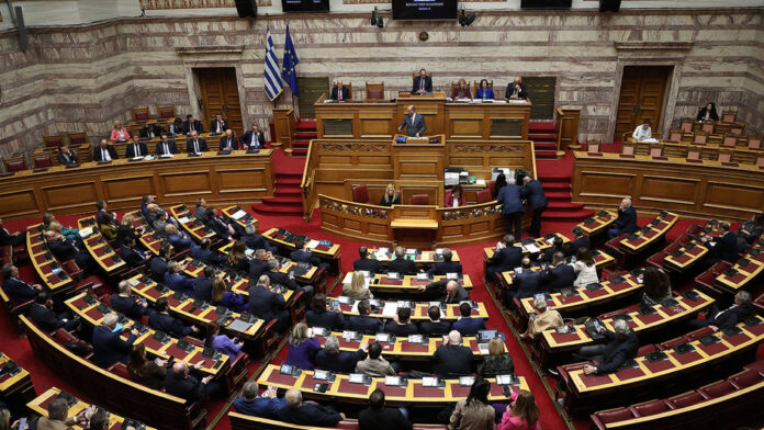 Συνταγματική αναθεώρηση στη Βουλή: Live η συζήτηση, σήμερα η δεύτερη ψηφοφορία