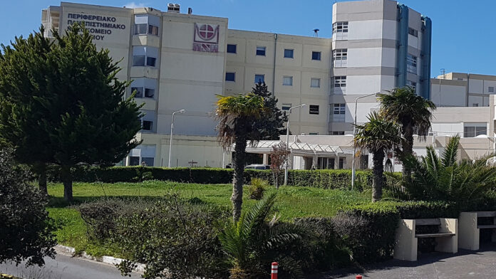 2χρονο αγοράκι διασωληνωμένο στο ΠΑΓΝΗ Ηρακλείου μετά από πτώση από μπαλκόνι