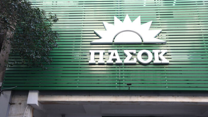 ΠΑΣΟΚ για Θ. Πλεύρη και υπόθεση Γ. Μαζωνάκη: «Γνώριζε τους γιατρούς από το 2012 – Ίδρυσαν μαζί σωματείο»