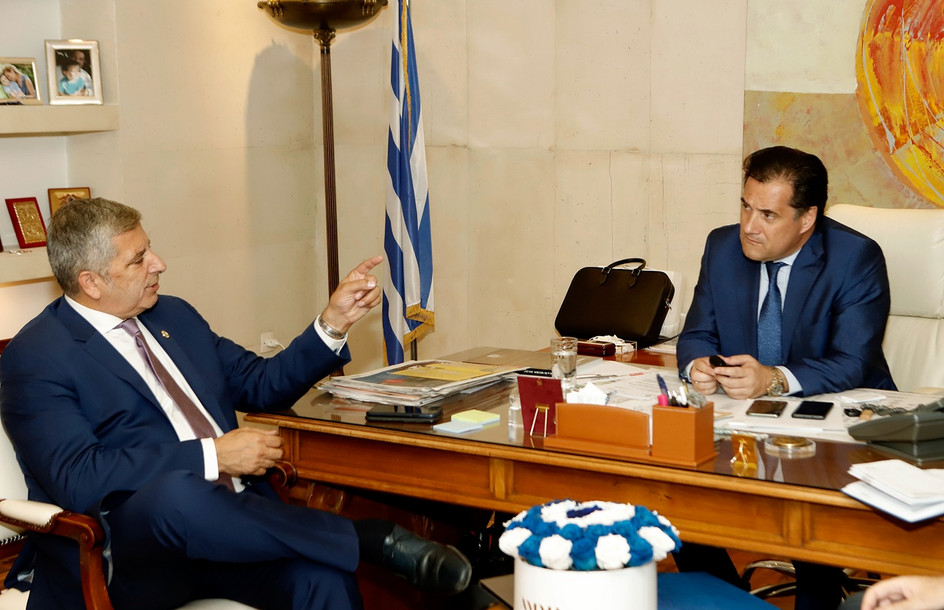 Άδωνις Γεωργιάδης: Στην Αρχή Διαφάνειας τα στοιχεία για τον Πατούλη – Το MedWatch εντόπισε οδοντιατρεία με botox