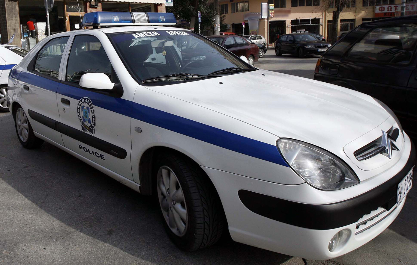Θεσσαλονίκη: 13χρονη σοβαρά τραυματισμένη μετά από πτώση από ξενοδοχείο – Αναζητούνται δύο νεαροί αλλοδαποί