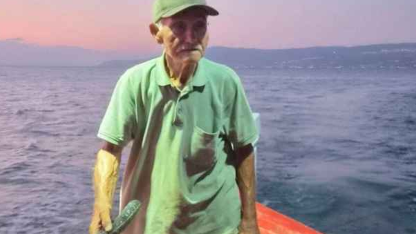 Ερέτρια: Ο 92χρονος καπετάν Δημήτρης διεκδικεί το Ρεκόρ Γκίνες ως γηραιότερος εν ενεργεία ψαράς στον κόσμο