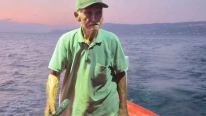 Ερέτρια: Ο 92χρονος καπετάν Δημήτρης διεκδικεί το Ρεκόρ Γκίνες ως γηραιότερος εν ενεργεία ψαράς στον κόσμο