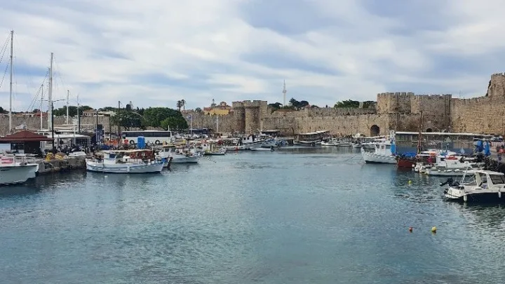 Ρόδος και Χάλκη: Διεθνές συνέδριο λαογραφίας στην εποχή της Τεχνητής Νοημοσύνης