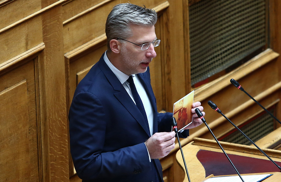 Άκης Σκέρτσος: Έγινε η Ελλάδα «Βουλγαρία» στους μισθούς; Η απάντηση είναι όχι