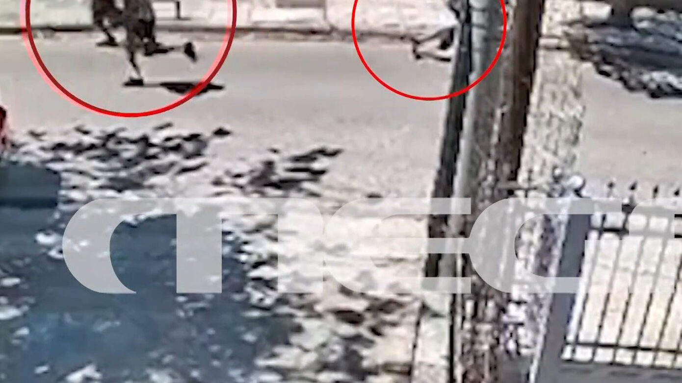 Κηφισιά και Μαρούσι: Η ΕΛ.ΑΣ. συνέλαβε δύο νεαρούς για βίαιες αρπαγές αλυσίδων από περαστικούς