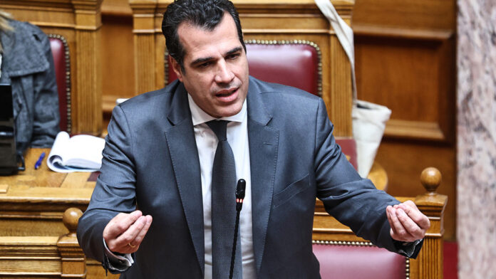 Θ. Πλεύρης στο Politico: Ο πρώτος κόμβος επιστροφών μεταναστών σε τρίτη χώρα έως το 2027