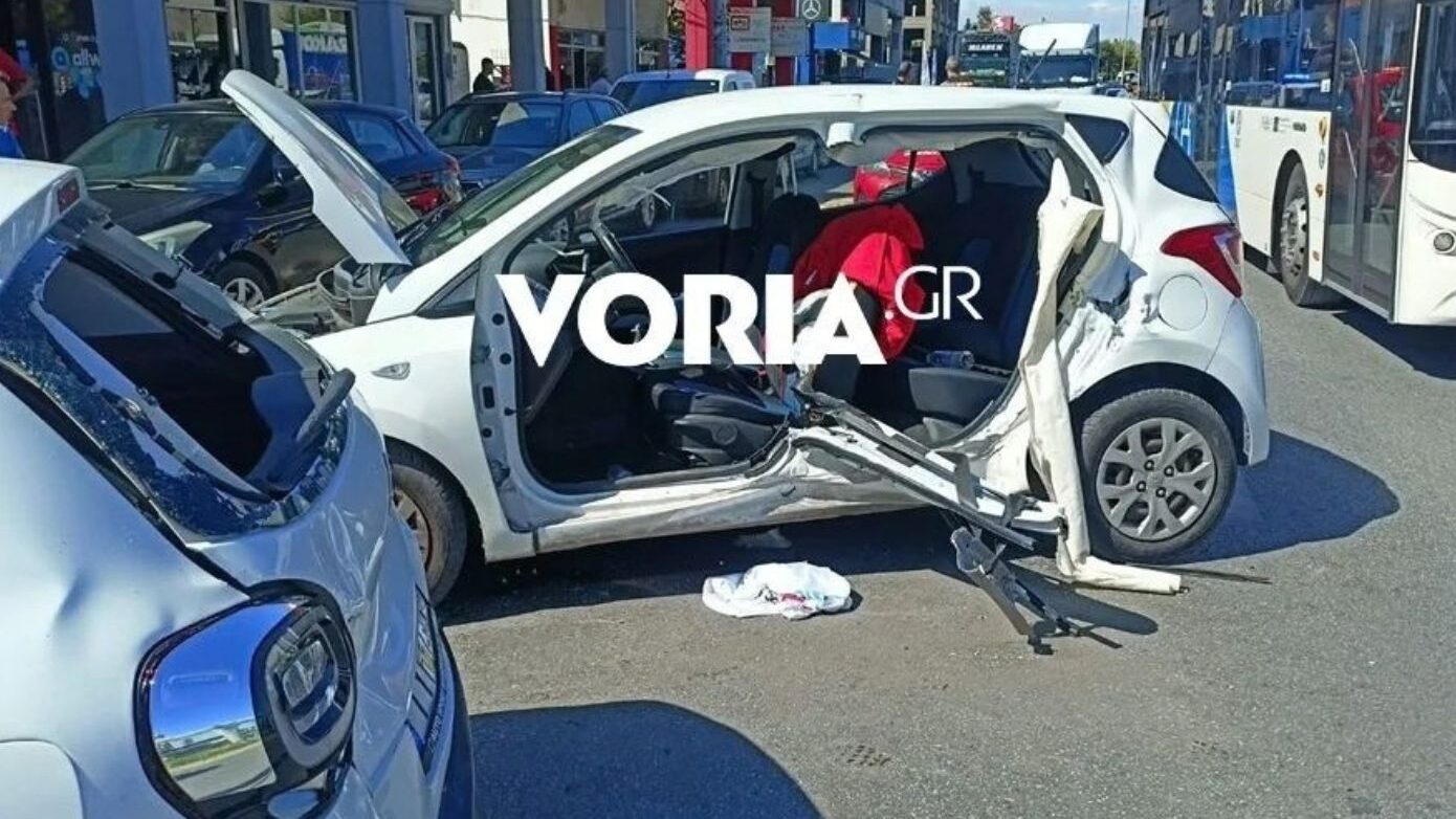 Θεσσαλονίκη: 30χρονος έπαθε επιληπτική κρίση, έχασε τον έλεγχο του ΙΧ και παρέσυρε 4 οχήματα
