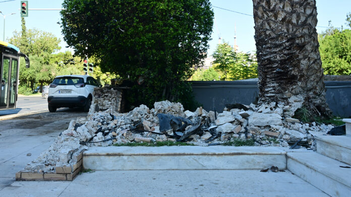 Τροχαίο στη Γλυφάδα με τρεις νεαρούς νεκρούς: Νέες πληροφορίες για το TikTok εκείνη τη στιγμή