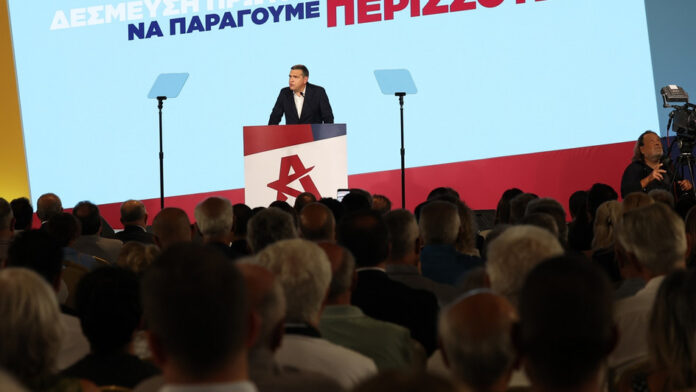 Τσίπρας: «Πόλεμος» δισεκατομμυρίων μετά τις εξαγγελίες – «Τίναξε την μπάνκα» λέει η κυβέρνηση