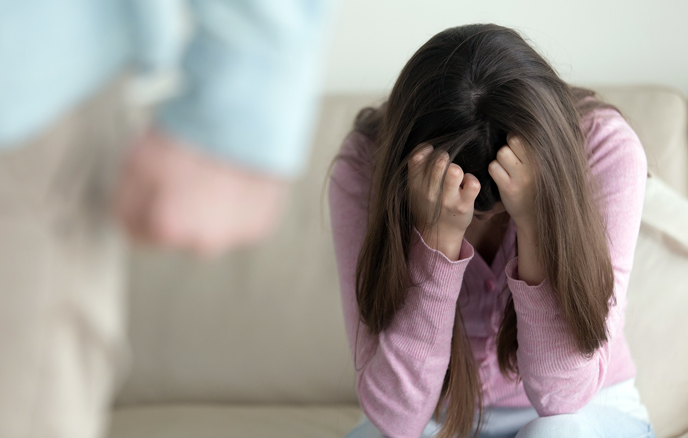 Ηράκλειο: Ο σύντροφός της μαστίγωνε νεαρή μητέρα με καλώδιο – «Λύγισαν» ακόμη και αστυνομικοί