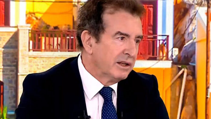 Μ. Χρυσοχοΐδης: Λύση στο κυκλοφοριακό στον Κηφισό και οι τηλεφωνικές απάτες με δράστες κατ’ εξοχήν Ρομά