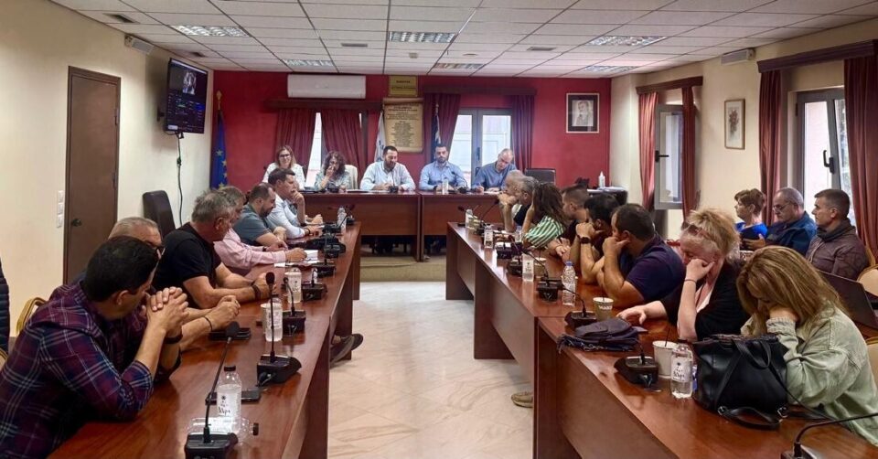 Περιφέρεια Στερεάς Ελλάδας: Ολοκληρώνονται η Γέφυρα Πούρνου-Πισσώνα και το Κλειστό Ψαχνών – επιτάχυνση για Μίστρο και Πολιτικά