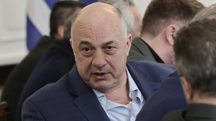 Μπέος: «Ντροπή και μόνο ντροπή, έωλη και διάτρητη απόφαση» για την τιμωρία του Βόλου
