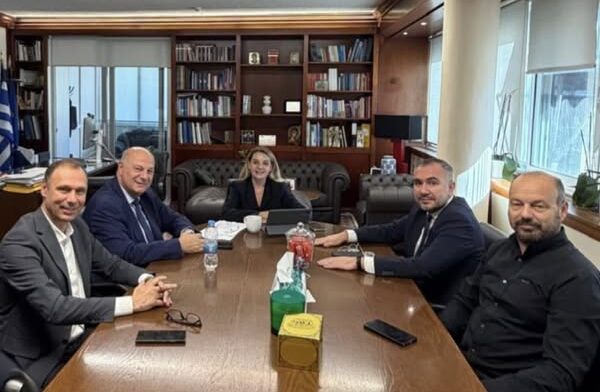 Δήμος Μουζακίου: Ο Φάνης Στάθης συναντήθηκε με τη διοίκηση της ΔΥΠΑ
