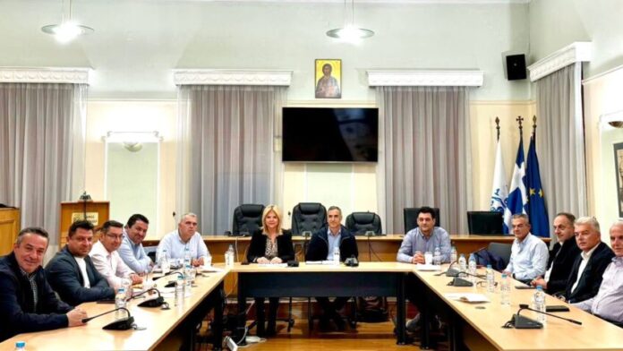 Στερεά Ελλάδα: Οι δήμαρχοι συναντήθηκαν για τα έργα διαχείρισης απορριμμάτων