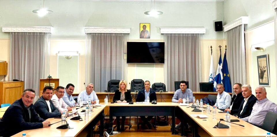 Στερεά Ελλάδα: Οι δήμαρχοι συναντήθηκαν για τα έργα διαχείρισης απορριμμάτων