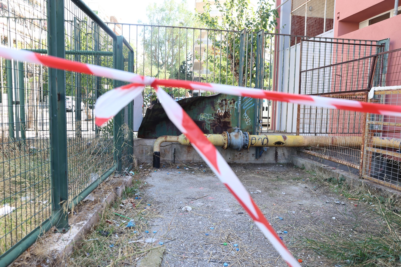 Γκράβα: Τα σχολεία παραμένουν κλειστά έως την ολοκλήρωση των ελέγχων – Αγωνία για 4.000 μαθητές, μαθήματα μέσω Webex