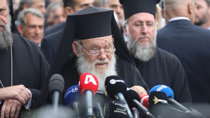 Αρχιεπίσκοπος Ιερώνυμος: «Να τιμούμε το παρελθόν με μνήμη, να αντιμετωπίζουμε το παρόν με ενότητα, να ατενίζουμε το μέλλον με ελπίδα»