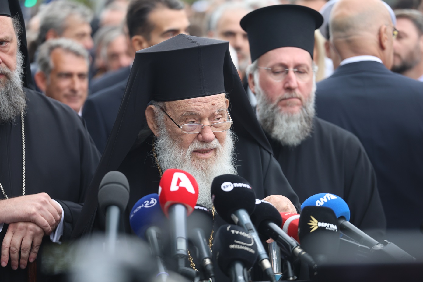 Αρχιεπίσκοπος Ιερώνυμος: «Να τιμούμε το παρελθόν με μνήμη, να αντιμετωπίζουμε το παρόν με ενότητα, να ατενίζουμε το μέλλον με ελπίδα»