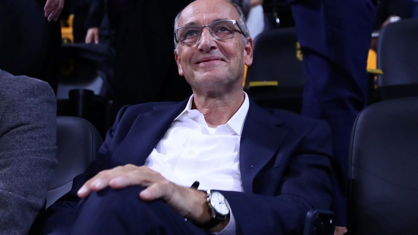 Μπάσκετ: Εντάλματα σύλληψης για τον πρόεδρο της Ομοσπονδίας Βαγγέλη Λιόλιο και ακόμη πέντε