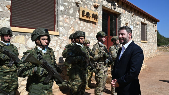 Νίκος Ανδρουλάκης στο Καστελλόριζο: «Να παραμείνουν τα νησιά μας ζωντανά χειμώνα και καλοκαίρι»