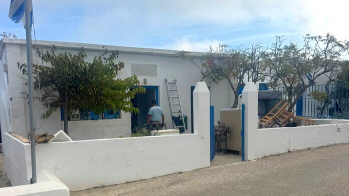 Φολέγανδρος: Σε εξέλιξη η πλήρης ανακαίνιση του πρώην Αγροτικού Ιατρείου