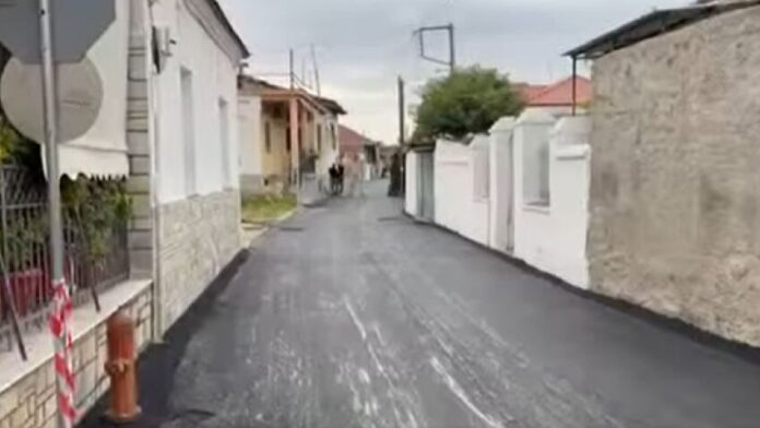 Τύρναβος: Ο Δήμος ολοκλήρωσε την ασφαλτόστρωση της οδού Δημοσθένους