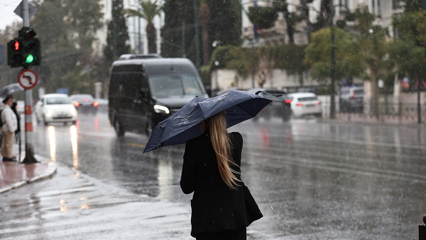 Ο καιρός στις 13 Οκτωβρίου 2026: βροχές, καταιγίδες και πτώση της θερμοκρασίας