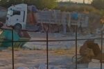 Χαλκηδόνα: Συνελήφθησαν δύο για απόρριψη αποβλήτων σε αγροτική έκταση
