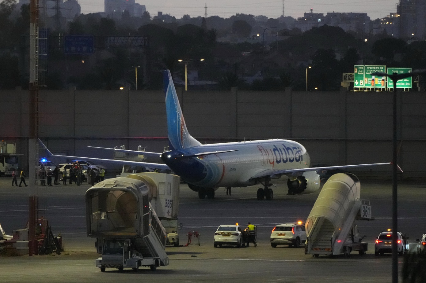 Flydubai: Επιβάτες που μπήκαν στο πιλοτήριο αποκαλύπτουν πώς απέτρεψαν την τραγωδία – Χειρουργήθηκε ο κυβερνήτης